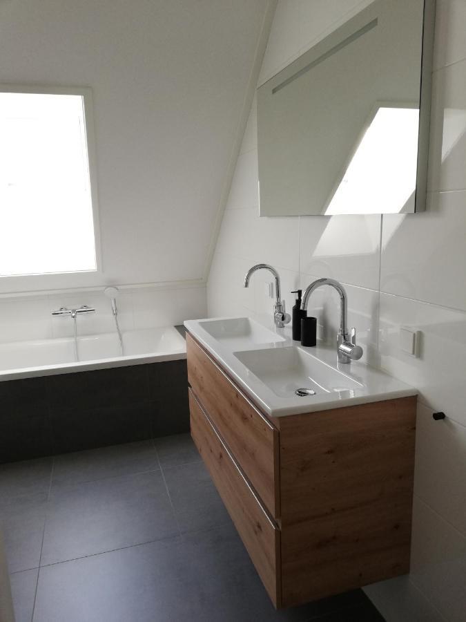 Paardenstal Apartment Hollum  Exterior photo